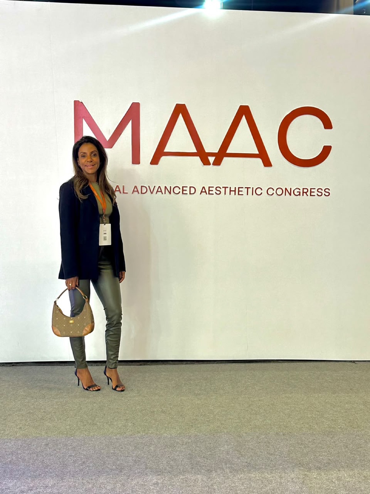 Dra. Marcela Araujo no congresso MAAC